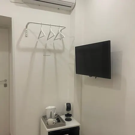 Seven Duchesca Bed and Breakfast 3*