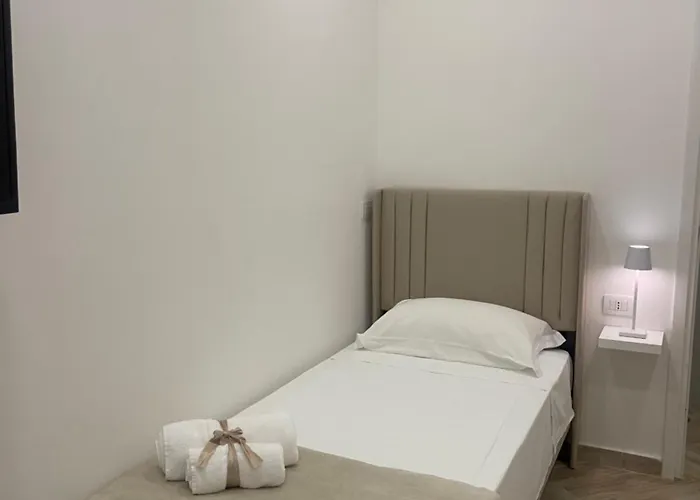 Bed and Breakfast Seven Duchesca Νάπολη