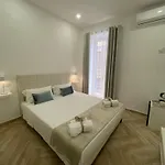 Seven Duchesca Bed & Breakfast